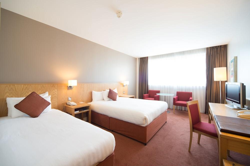 Citynorth Hotel & Conference Centre Gormanston エクステリア 写真