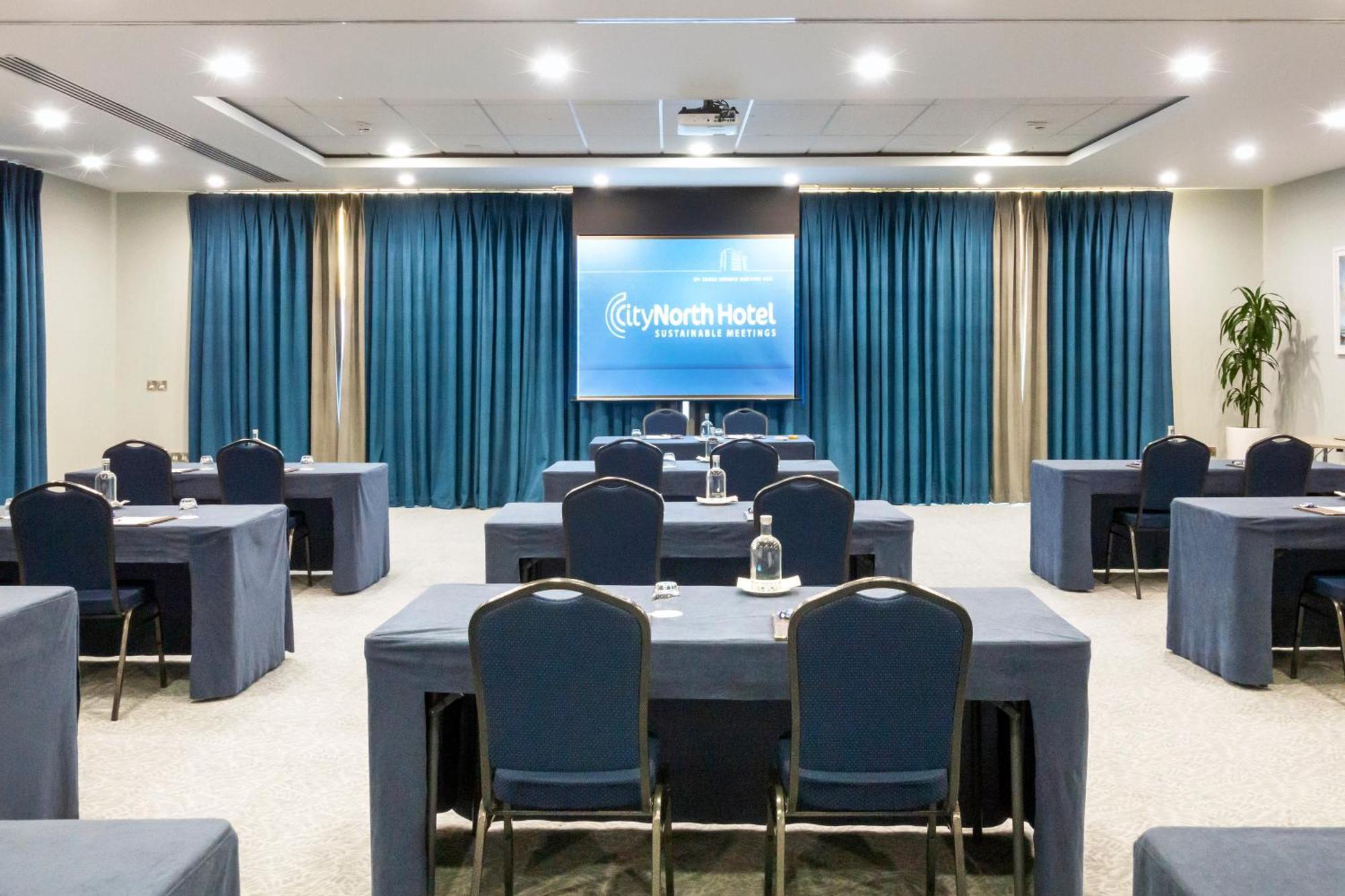 Citynorth Hotel & Conference Centre Gormanston エクステリア 写真