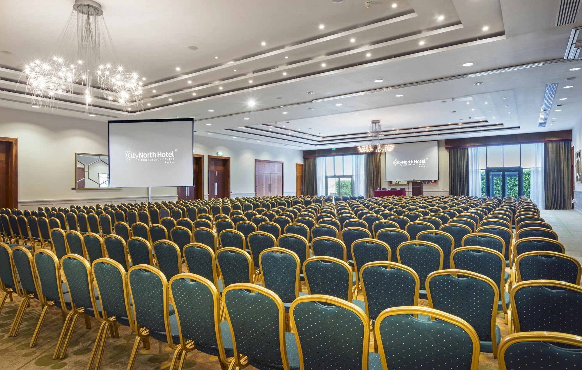 Citynorth Hotel & Conference Centre Gormanston エクステリア 写真